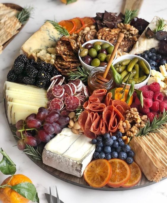 Tábua Italia de Enchidos e Queijo